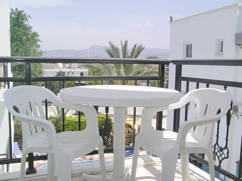Renos Apartments Polis Exterior photo